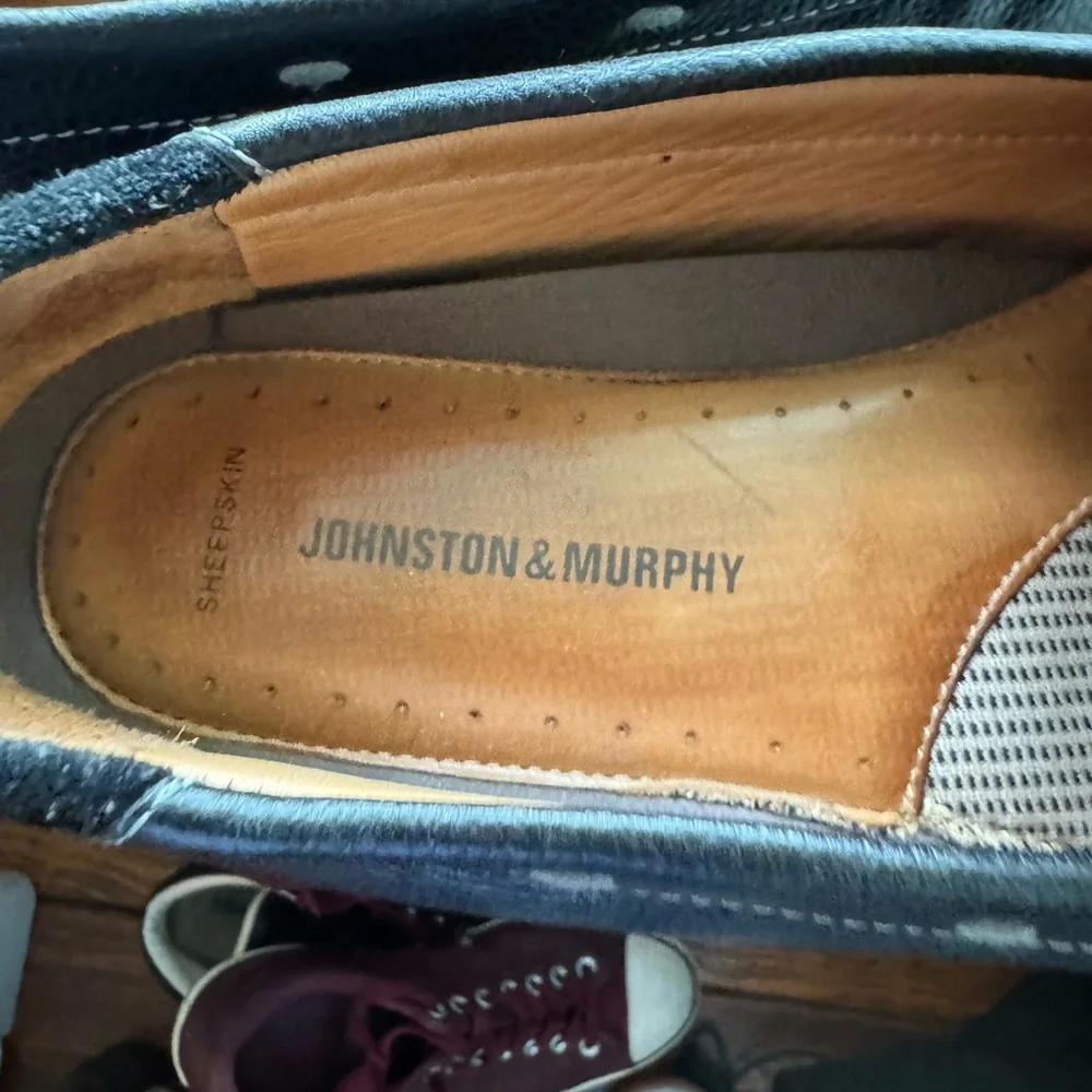 Johnston & Murphy Black Leather Slip-On Loafers